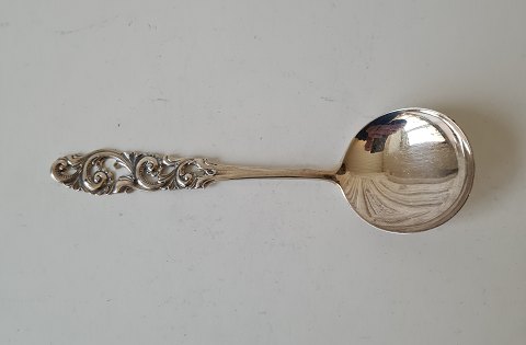 Serveringsske i Norsk sølv af Brødrene Mylius - 16 cm.
