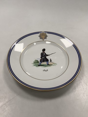 Royal Copenhagen Uniformer fra Den Kongelige Livgarde 1848Måler 22cm / 8.66 inch