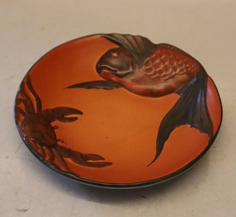 230 XVI Tray with fish & crab 12.5 cm Axel Sorensen 1927 Ipsen Danish Art Pottery
