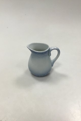 Bing and Grondahl Blue Tone - Seashell Hotel Creamer No. 801/1039