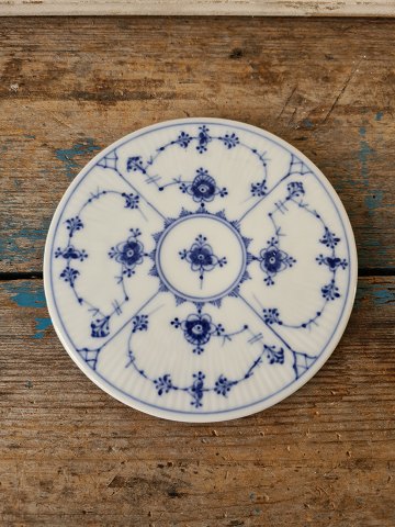 Royal Copenhagen Musselmalet riflet varmebrik No. 452
