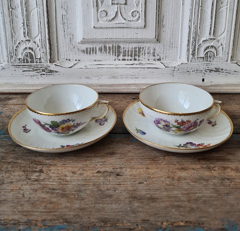 Royal Copenhagen Full Saxon Flower tea cup no. 1551