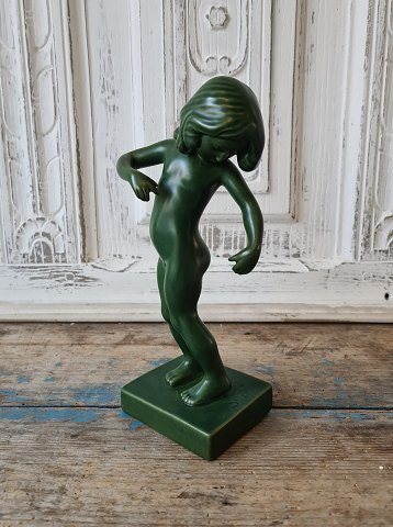 "Venus Glypogos" af Kai Nielsen for P.Ibsen, figur af grønglaseret terracotta. Signeret Kai Nielsen - P.Ibsen - 888