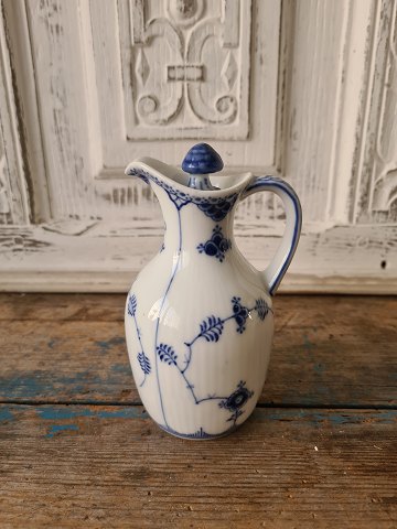 Royal Copenhagen Musselmalet helblonde eddikekande no. 1180
