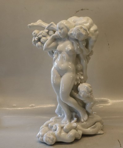 B&G 4028 Birth of Venus Woman, Childen and  mand  34 x 22 cm Kai Nielsen 1913   B&G Porcelain