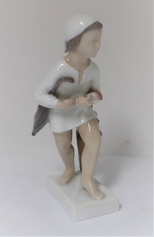 Bing & Grøndahl. Porcelænsfigur. Ole Lukøje. Model 2055. Højde 18,5 cm. (1 sortering)