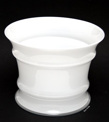 Stor (13-14 cm) urtepotteskjuler, MB serien, Holmegaard