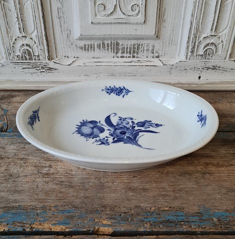 Royal Copenhagen Blue Flower rare oval dish with bent edge no. 8133
