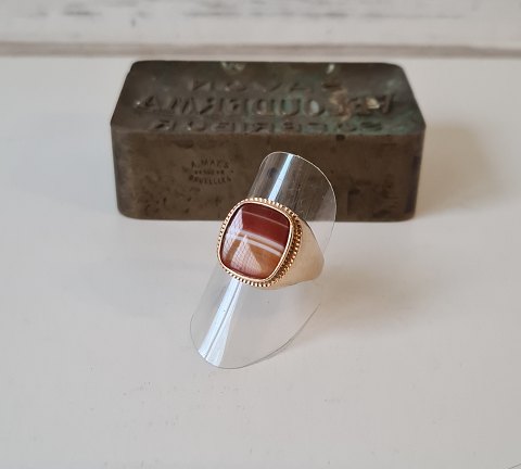 Vintage herrering i 14 kt guld med bånd agat