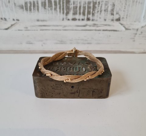 Vintage armbånd af 18 kt guld, flettet guld prydet med guld perler