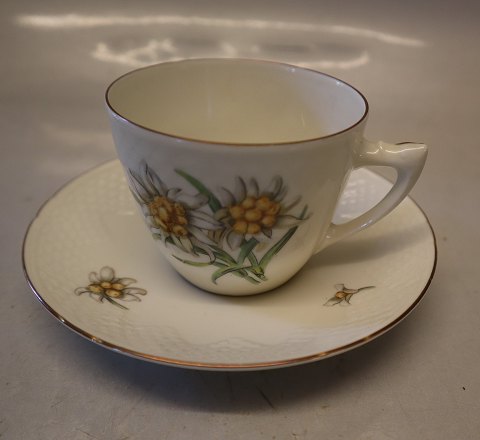 Mimer 102 Cup and saucer 1.25 dl (305) B&G Cream porcelain Edelweiss flower, gold rim, form 356