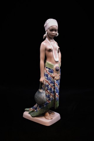 Dahl Jensen porcelain figure of "Girl from Sierra Leone" DJ# 1117...