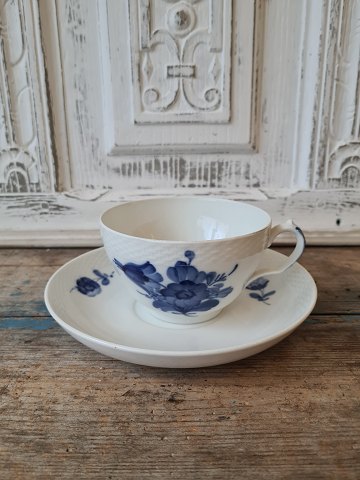 Royal Copenhagen Flettet Blå Blomst stor kontorkop/ stor tekop No. 8042
