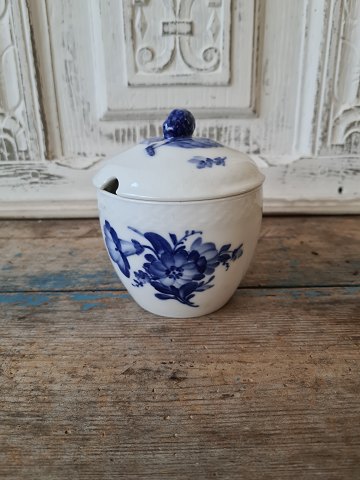 Royal Copenhagen Blå Blomst flettet marmelade krukke med lågNo. 8250