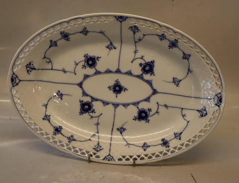 016.6 Oval platter 35 cm (316.6) B&G Blue Traditional porcelain full lace pierced rim