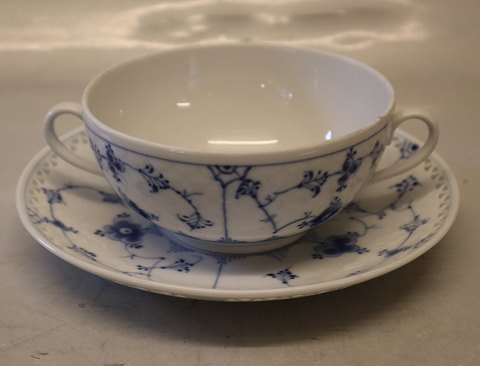 247.6 Bouillon cup 3 dl (481.6) & saucer 27.7 cm B&G Blue Traditional porcelain full lace pierced rim