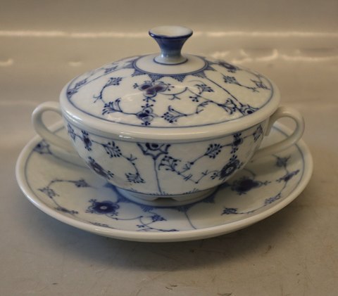 1029 Suppekop 5.5 x 12 cm + to hanke med låg og underkop 17.8 cm  (768) Bouillonkop B&G   Blåmålet  Hotelporcelæn
