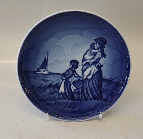 Kongelig Dansk Mor & Barn Platte 15.5 cm Far kommer hjem 528089-5860 Sven Vestergaard 1. udg.