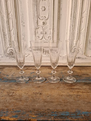 Christian den 8. champagne fløjter