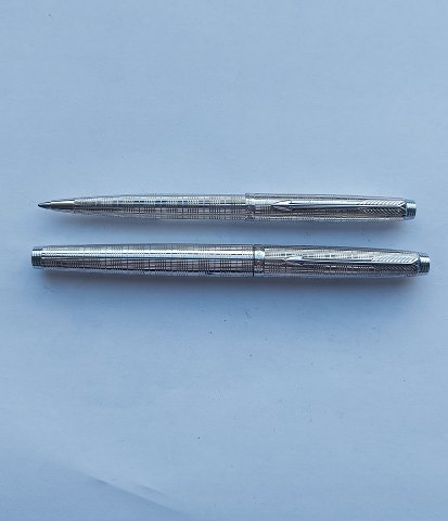 Silver plate Parker set: Fountain pen and ballpoint pen