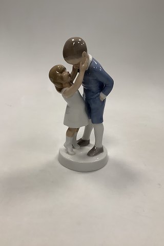 Bing og Grøndahl Figur af Dreng og Pige No. 1781