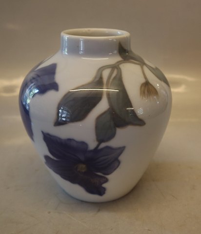 180-902 Kgl. Vase med blå blomst 15 cm præ 1923  Kongelig Dansk