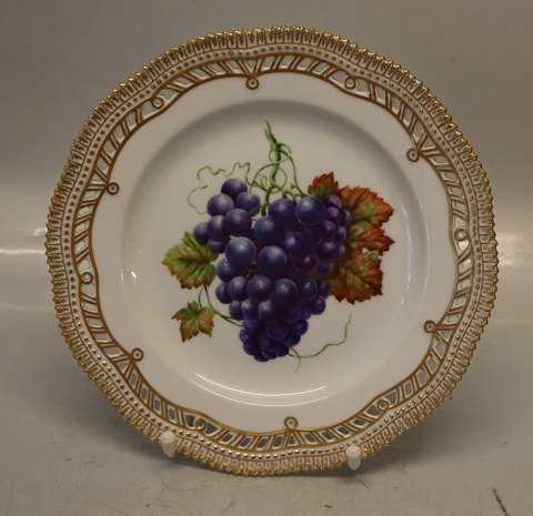 429-3554 Frugttallerken Vindruer Fad til lille rund frugtkurv, flad tallerken med gennemskåret bort 23 cm  Kongelig Dansk Porcelæn Flora Danica