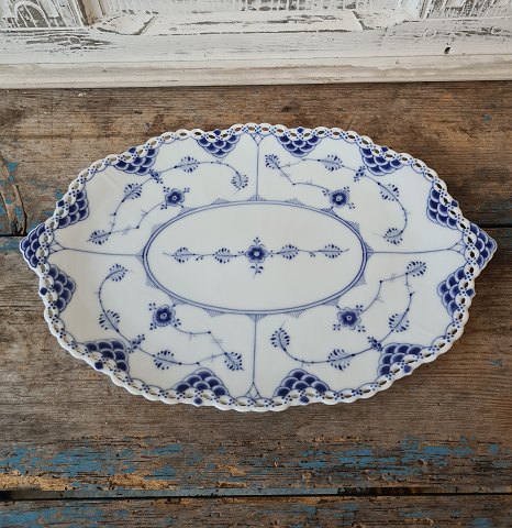 Royal Copenhagen Musselmalet helblonde fad no. 1060