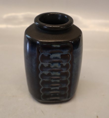 Soeholm 3321 Blå Vase 11 cm Stentøj EJ 64 Serien Design Einer Johansen - Bornholm pottery  from Soeholm