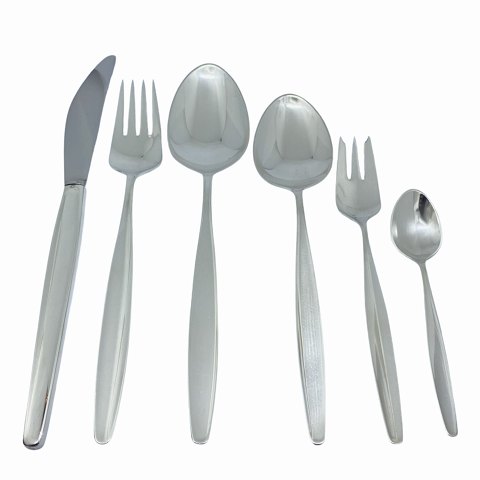 Georg Jensen, Tias Eckhoff; Cypres sølvbestik komplet til 12 pers. 81 dele sterling sølv