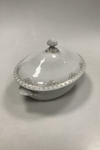 Royal Copenhagen Prinsesse Guld Oval Lågfad No. 173/174