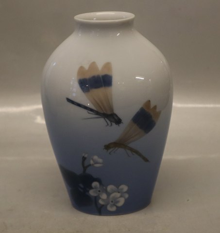 261-5239 Vase with dragonflies 17.5 cm  B&G Porcelain