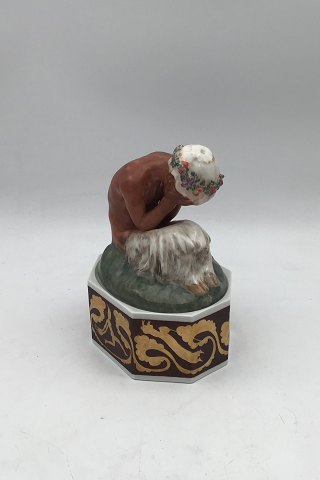Royal Copenhagen Gerhard Henning Overglasur figur Grædende Faun på stand No. 1188