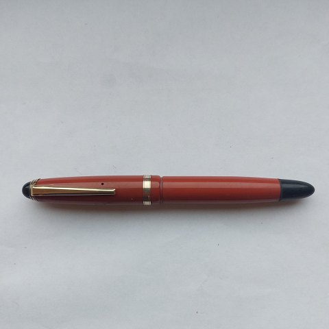 Coral red Montblanc 206 fountain penVINTAGE MONTBLANC FOUNTAIN PEN SALE Salg afGamle Montblanc fyldepenne fyldepen