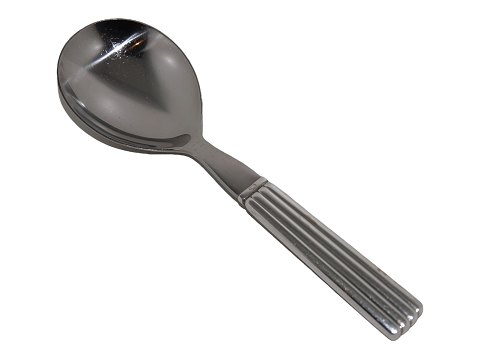 Georg Jensen BernadotteServeringsske 19 cm.
