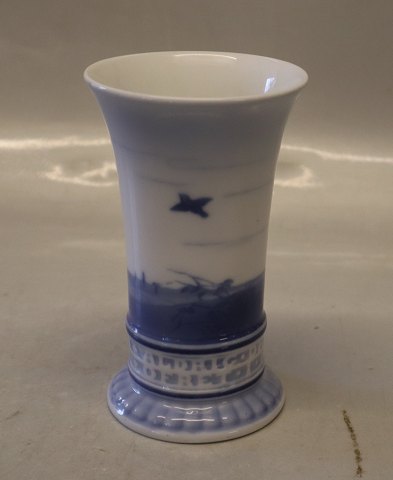 Mindevasevase 14 cm  Danmark glemmer aldrig Ofret I har bragt  (Første verdenskrig) Kongelig Dansk 