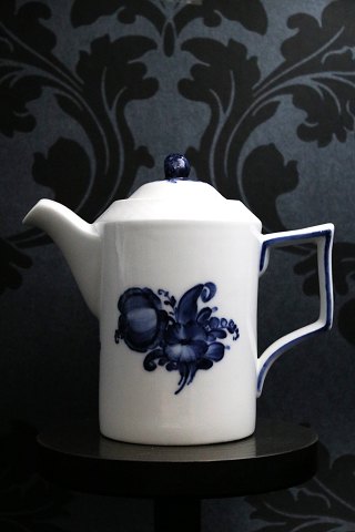 Antik Royal Copenhagen Flettet Blå Blomst kaffekandeRC#10/8031. Før 1923...