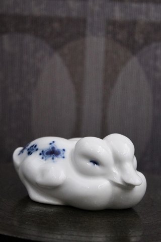 Royal Copenhagen Musselmalet porcelæns figur af 2 små ællinger.RC# 516...