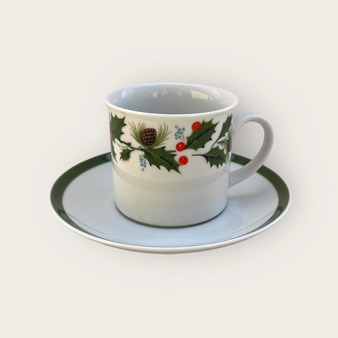 Holly porcelain