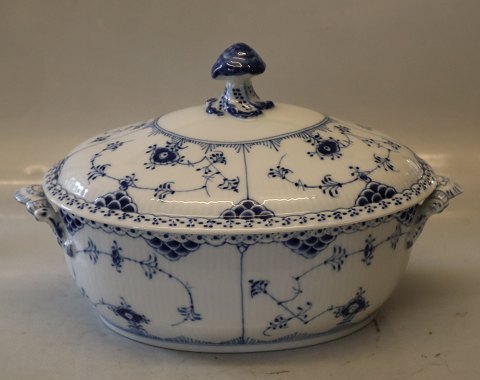 595-1-1109 Oval Terrin 20 x 32 cm (183) with lid (595) Blue Fluted Danish Porcelain half lace