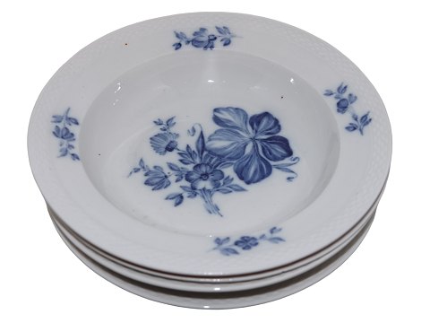 Blå Blomst FlettetEkstra dyb tallerken fra ca. 1820-1850