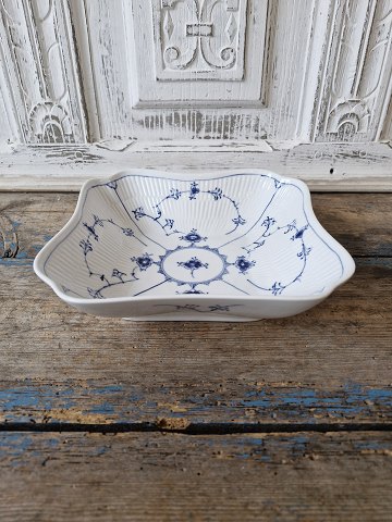 Royal Copenhagen Blue fluted square bowl no. 26