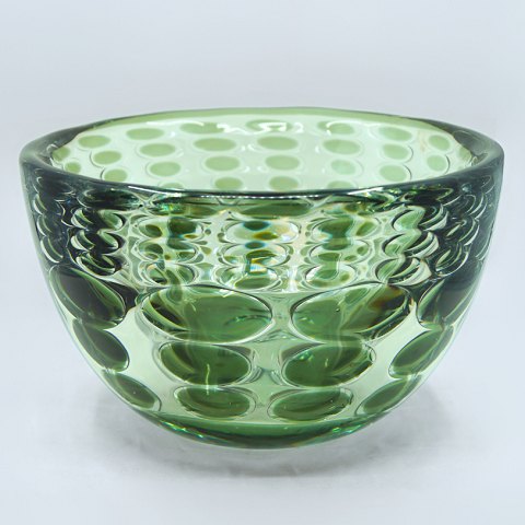 Ingeborg Lundin for Orrefors; Large bowl in transparent and green glass, no. 586 L