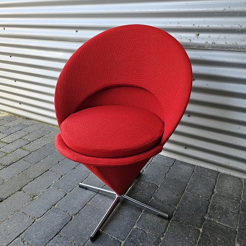 Verner PantonRødKræmmerhus stol