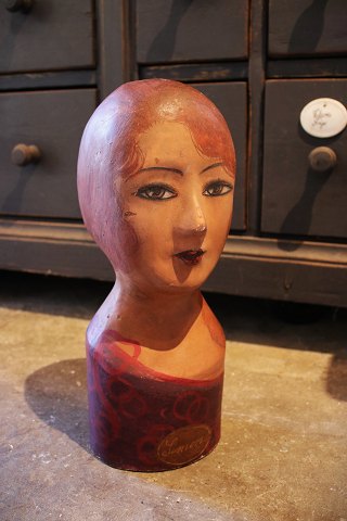 Originalt , antikt fransk paryk hoved (Millinerey head) fra 1800 talleti bemalet pap-maché..