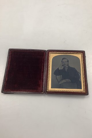 Antique Daguerreotype portrait of man, comes in a box
