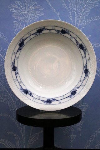 Royal Copenhagen Blå Rose stor dybtallerken. Dia.: 25cm.RC#408/8107.Før 1923...