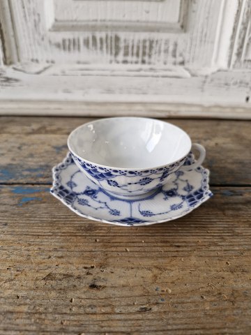 Royal Copenhagen Musselmalet helblonde sjælden lille kaffekop No. 1159 med fejl