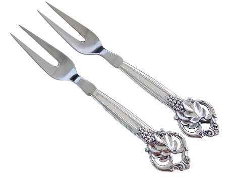 Ornamental tretårnet sølvStegegaffel 22,6 cm.