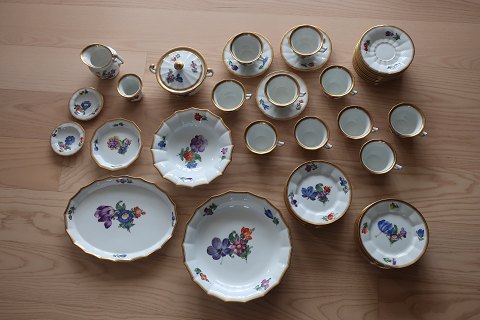 item no: 588571